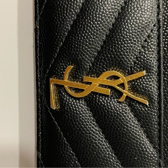 Authentic Saint Laurent Card holder - Picture 4 of 11